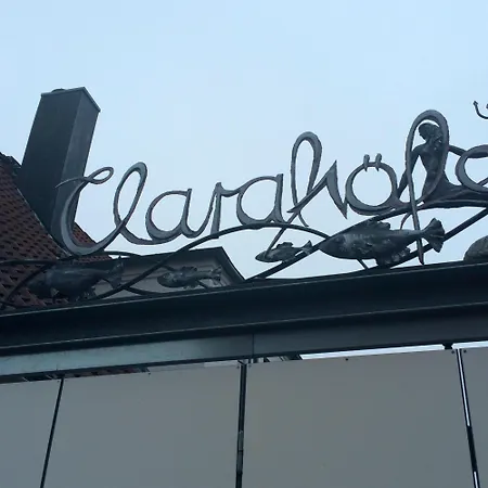 Clara's Kajüte Mit Strandkorb * Eckernförde