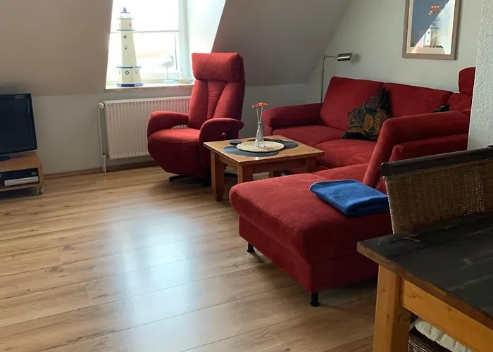 Clara's Kajuete Mit Strandkorb Appartamento *