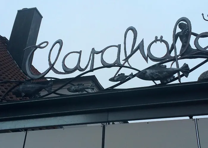 Clara's Kajuete Mit Strandkorb * Eckernförde